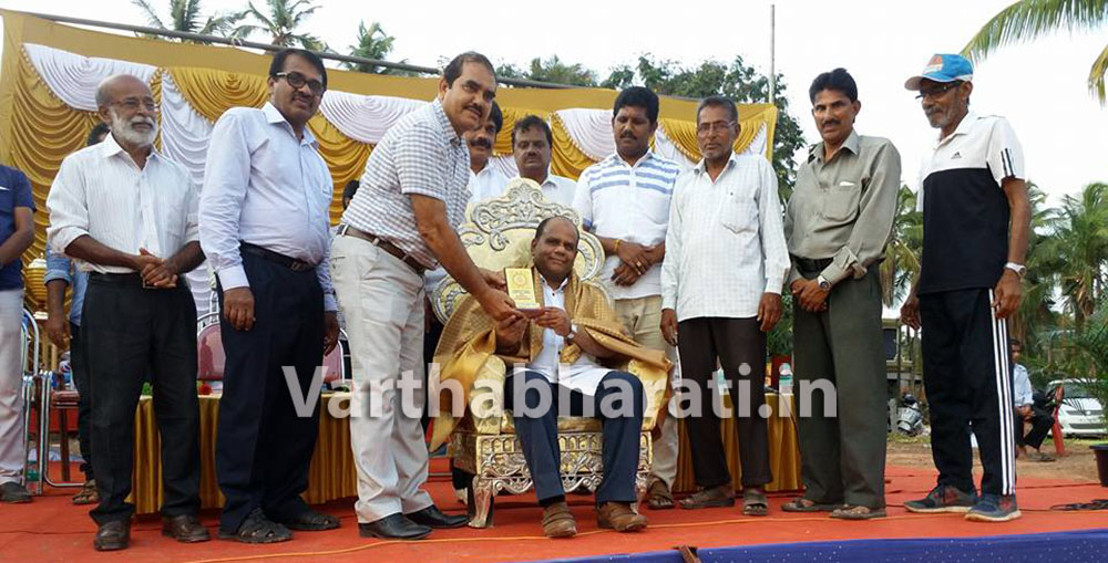 ಫ್ರೆಂಡ್ಸ್ ಉಚ್ಚಿಲ್: ಕಾಲ್ಚೆಂಡು ಚಾಂಪಿಯನ್ ಟ್ರೋಫಿ- 2016